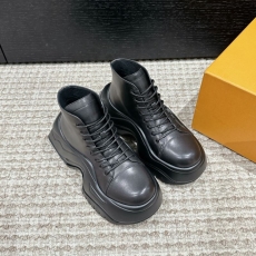 Louis Vuitton Archlight Shoes